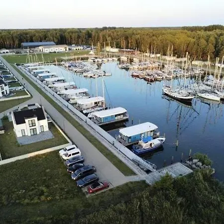 Holiday home Am Yachthafen In